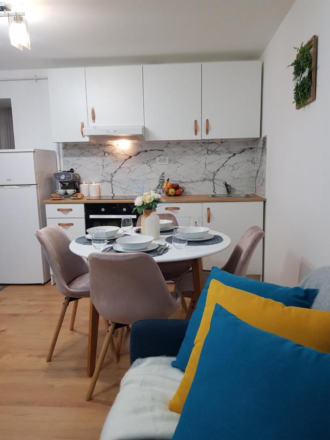 Charming Hideaway In The Heart Of Timisoara! Apartment Exterior photo